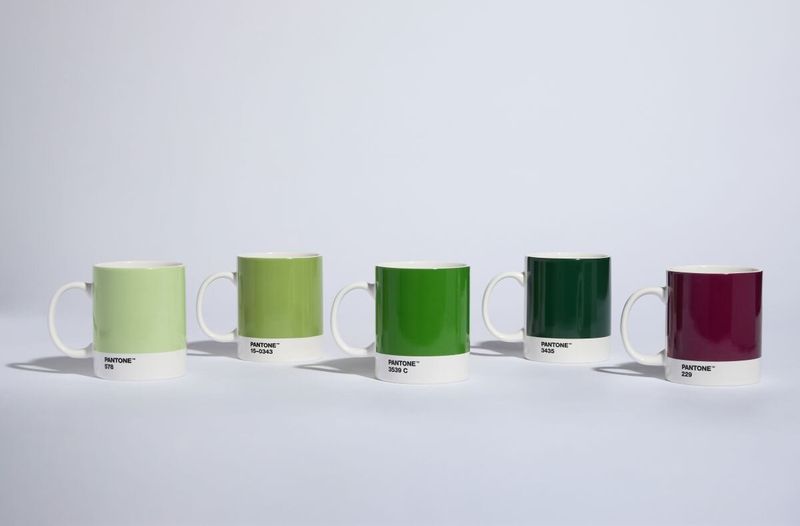 PANTONE Kopp med hank, 375ml, Gr&oslash;nn