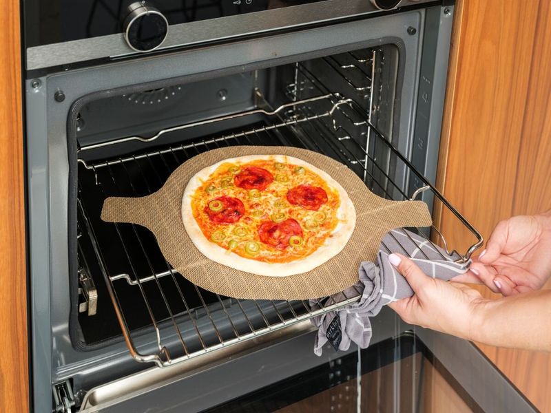 NOSTIK Bakeark i silikon for pizza | &Oslash;29cm